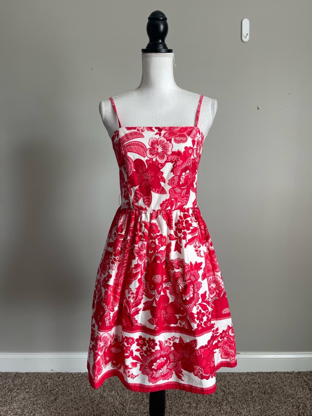 JOIE | Red & White Floral Smocked Flare Dress Sz 10 - Picture 2 of 13